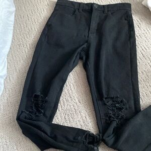 Woman’s American Eagle jeans